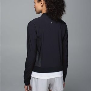 Lululemon Noir Jacket